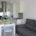 Global Immo 1037 Meda Chica Bx Appartement *